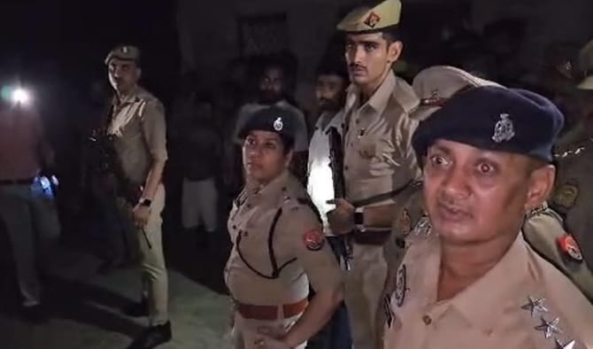 Mahoba Triple Murder Case Devendra who had attempted suicide twice previously has now been sentenced to death