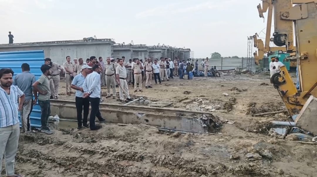 Crane Falls from Under-Construction Flyover on Ballabhgarh Jewar Expressway
