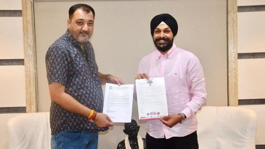 निखिल दवे और गुरदीत वोहरा