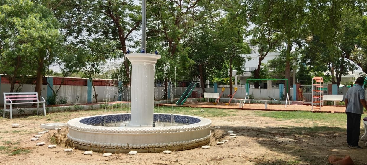 Residents Transform Park in Agra’s Dayalbagh with ₹6.25 Lakh Contribution