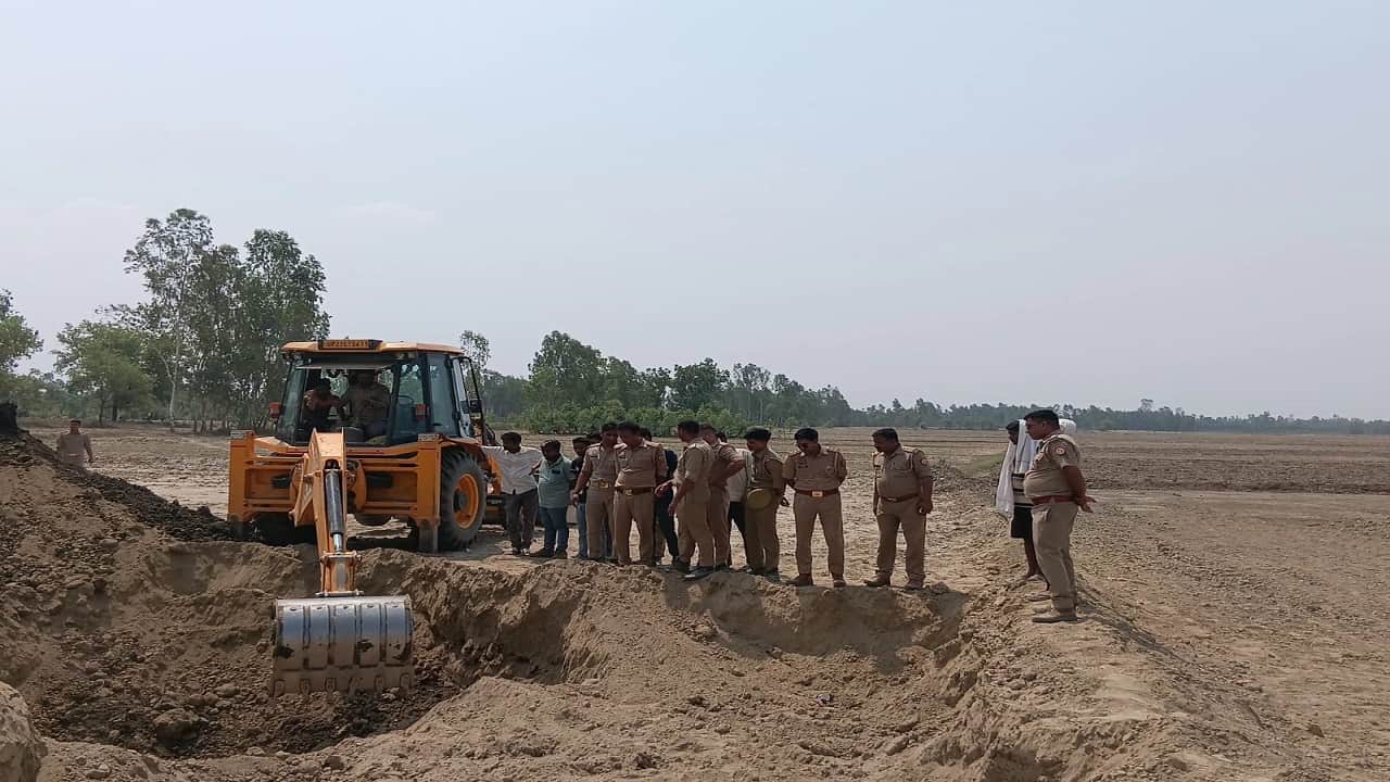 stepfather killed four-year-old daughter and buried her in a field in Shahjahanpur