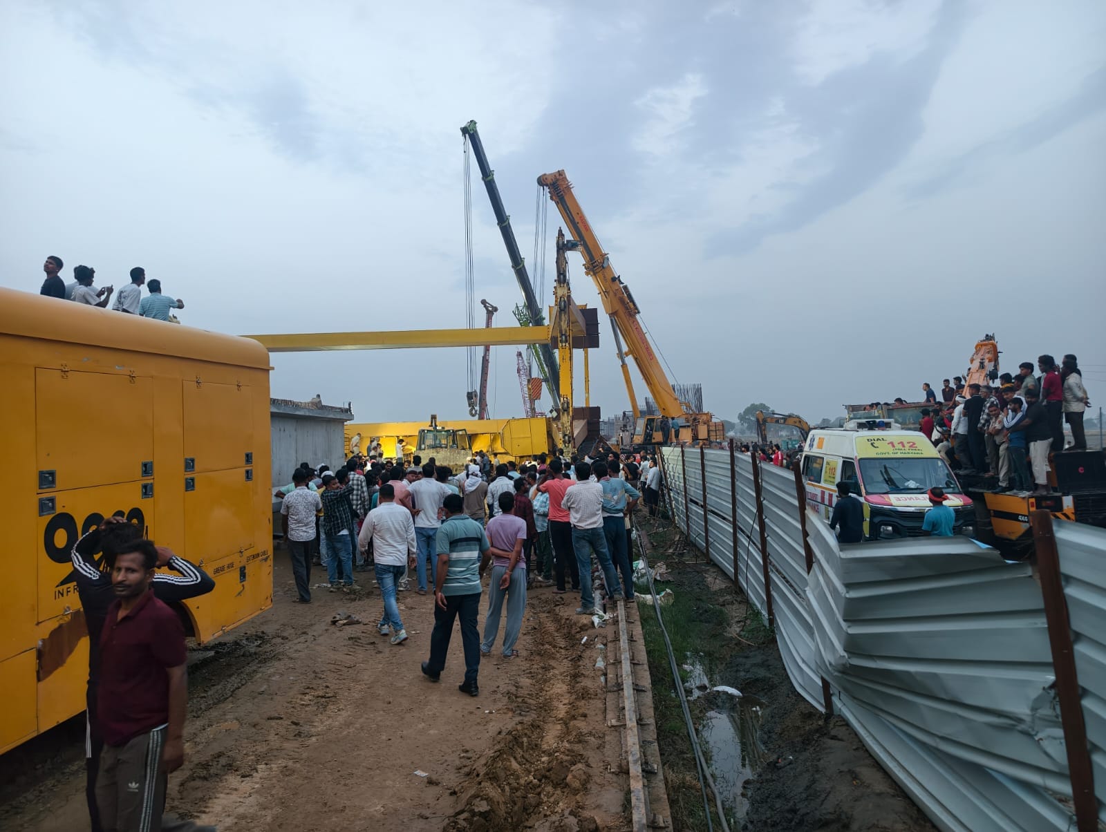 Crane Falls from Under-Construction Flyover on Ballabhgarh Jewar Expressway