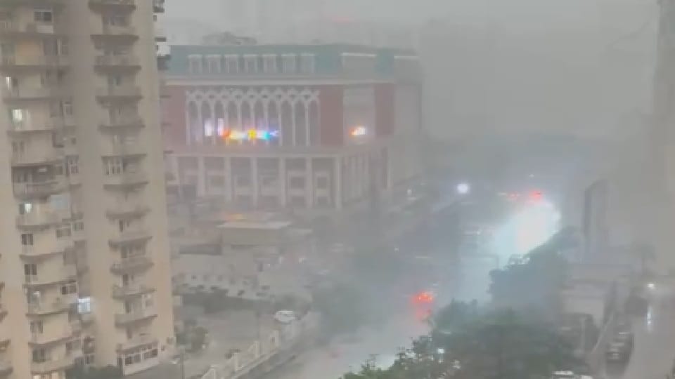 Delhi-NCR torrential rain in pictures 80-100 km/h winds Daytime darkness