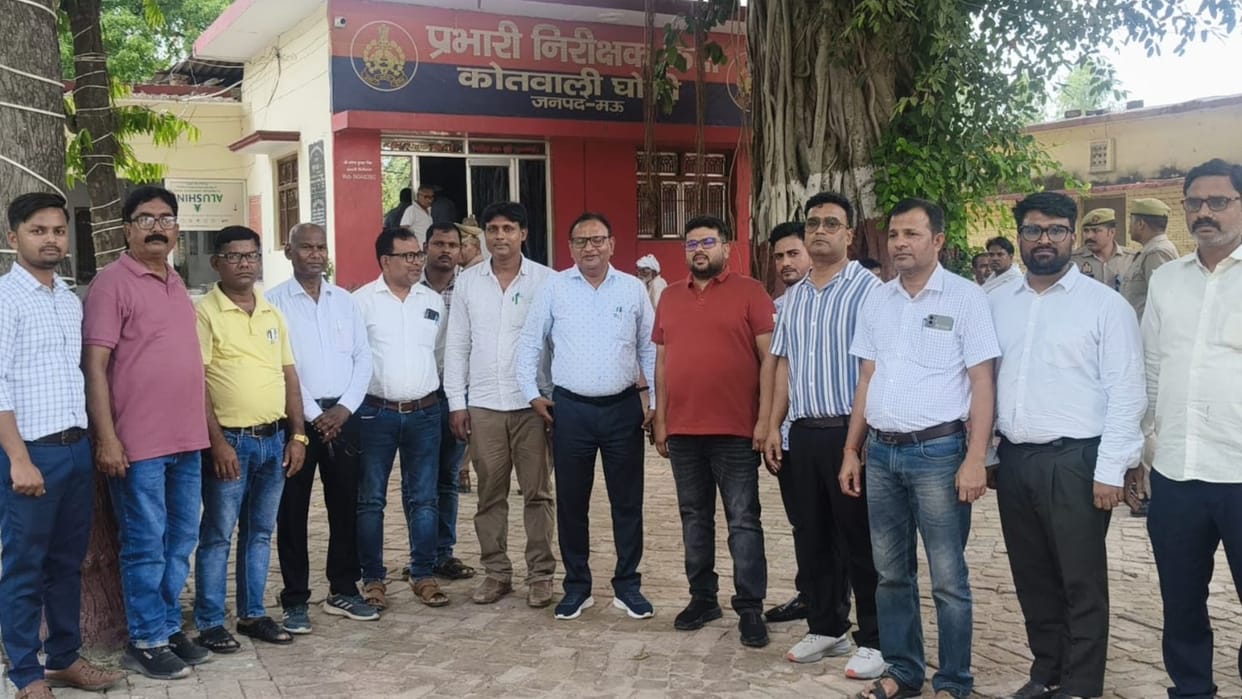 Doctor at Ghosi CHC Assaulted for Refusing to Join Cockroach Janata Party in mau