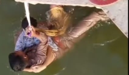 Cops Jump Into Historic Pond Save Young Woman After Suicide Attempt