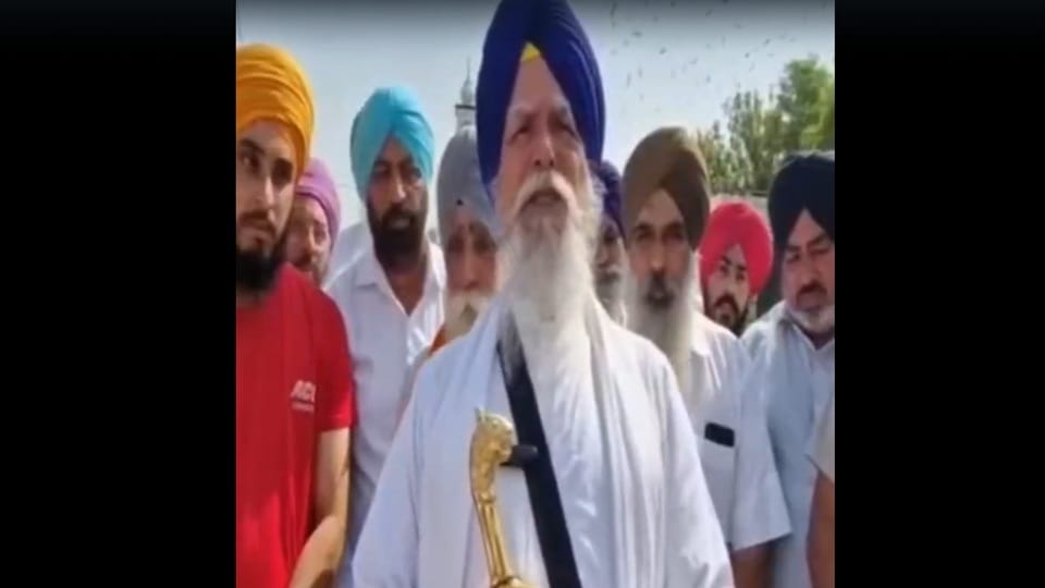 A short circuit caused a fire in the gurdwara.