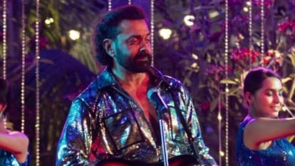 Bandar Movie Review in hindi and rating bobby deol sapna pabbi saba azad anurag kashyap