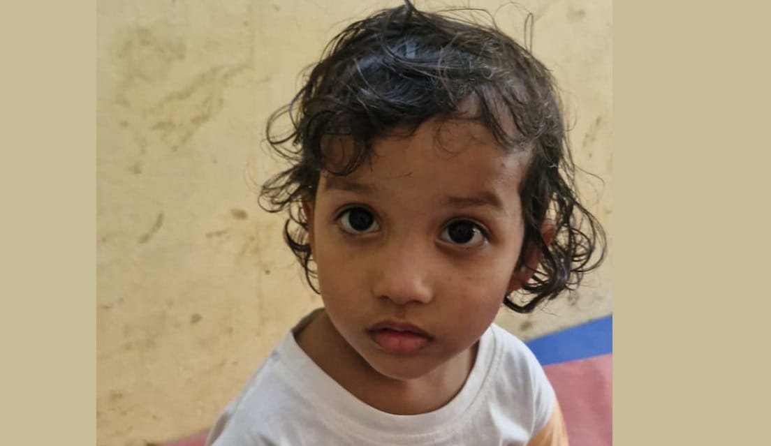 Auraiya Accident girl come to aternal grandparents house gram seed stuck in nose difficulty in breathing