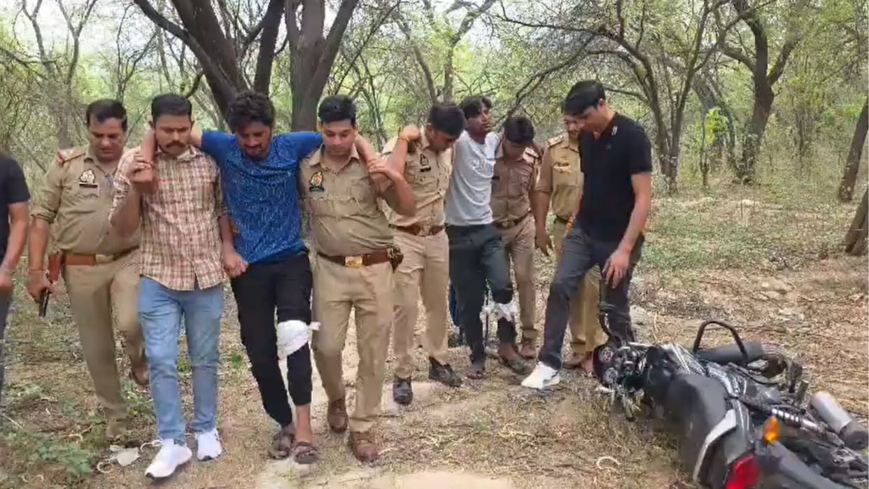 Greater Noida Police arrested four accused during encounter in theft case