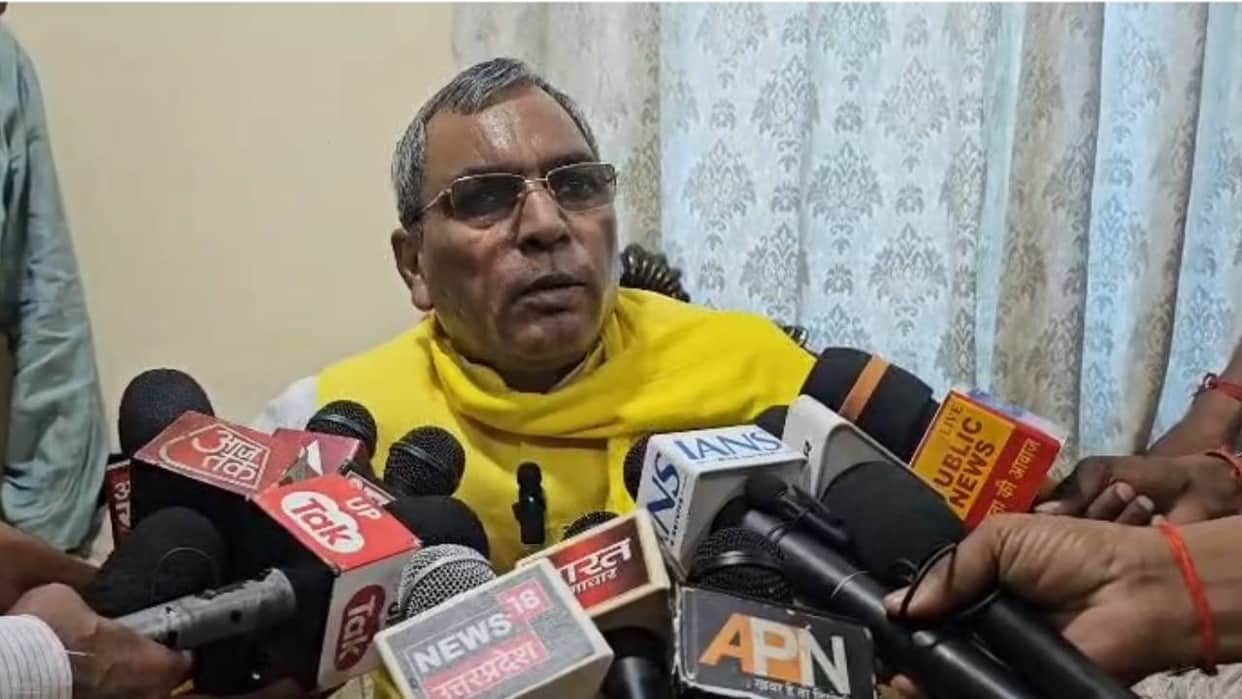 Om Prakash Rajbhar said Akhilesh say A for forward after minority and tribal he can say terrorist