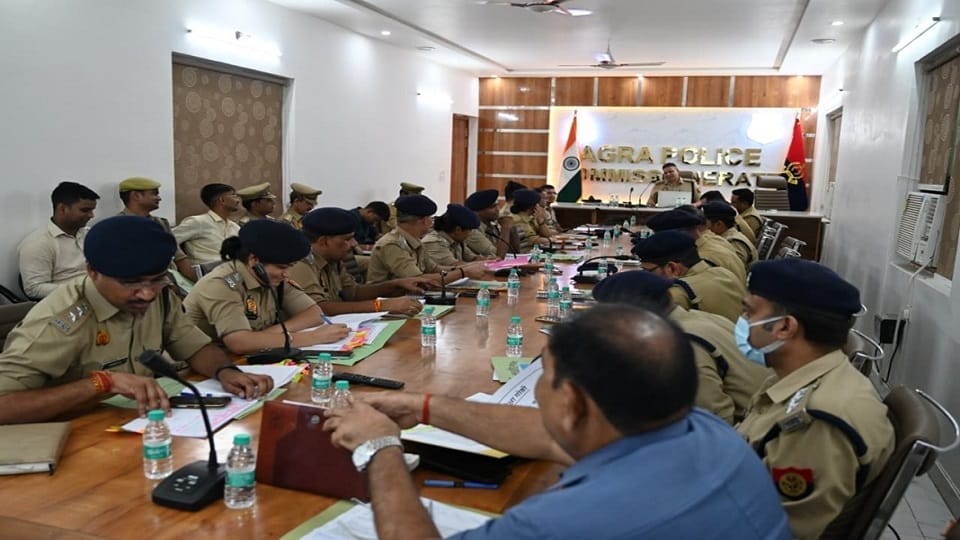 पुलिस आयुक्त दीपक कुमार