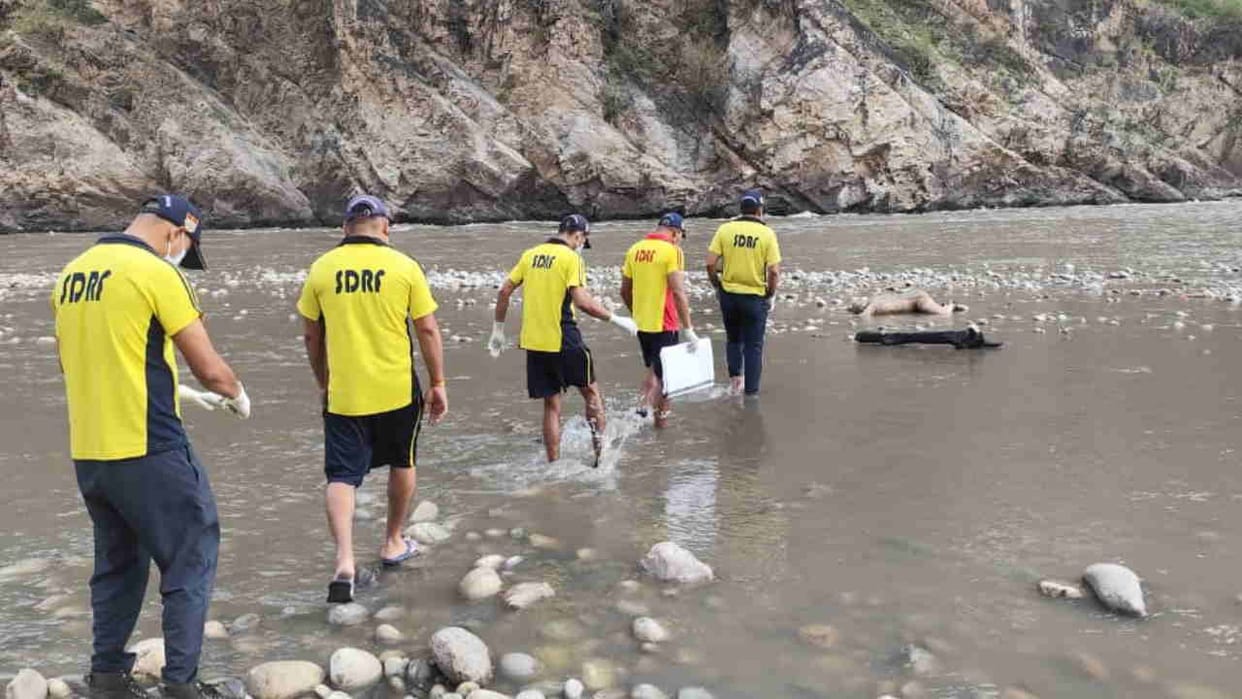 Body recovered from river near Jawadi Bypass SDRF conducted a rescue operation Rudraprayag News