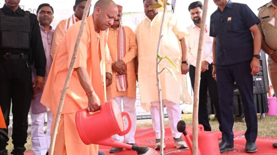 CM Yogi said In Balrampur mafia has been reduced to dust Now development is identity of UP