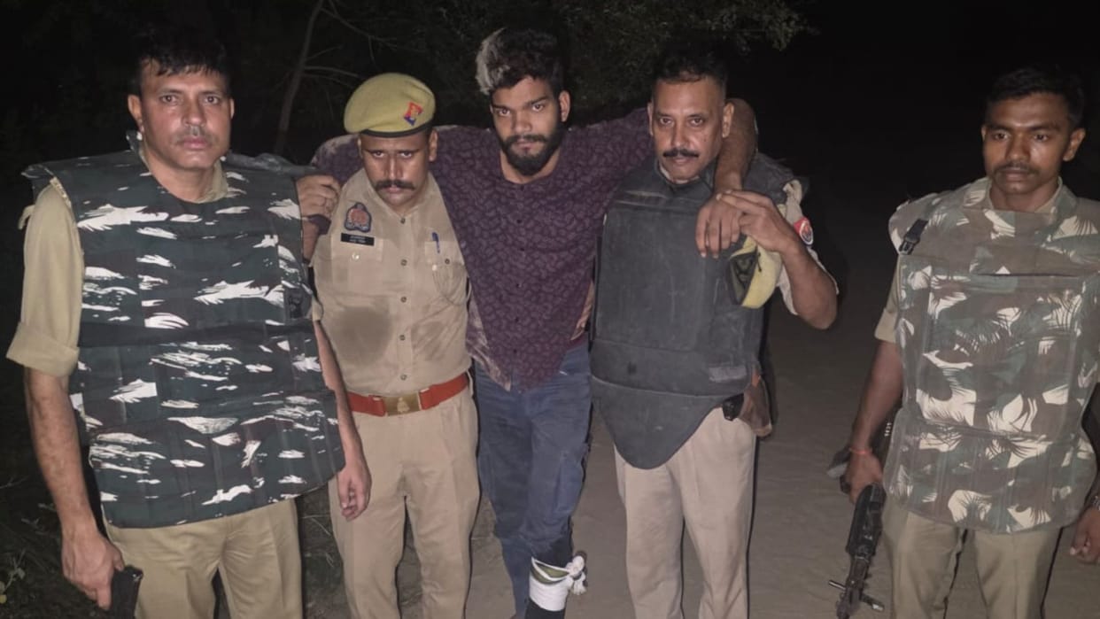 Accused injured in encounter arrested reward of ₹25,000 in connection with murderous attack in ballia