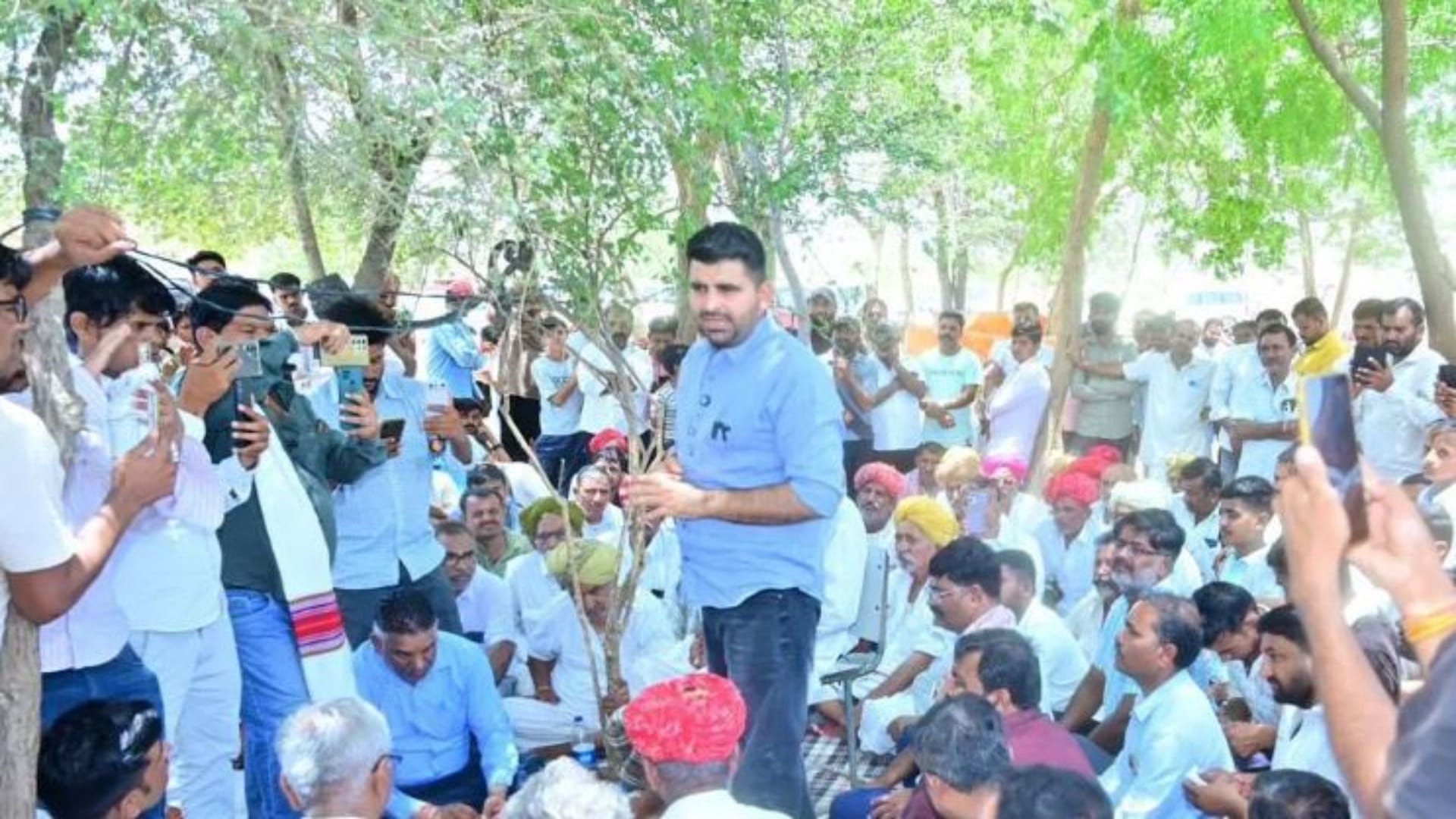 शिव विधायक रविंद्र सिंह भाटी