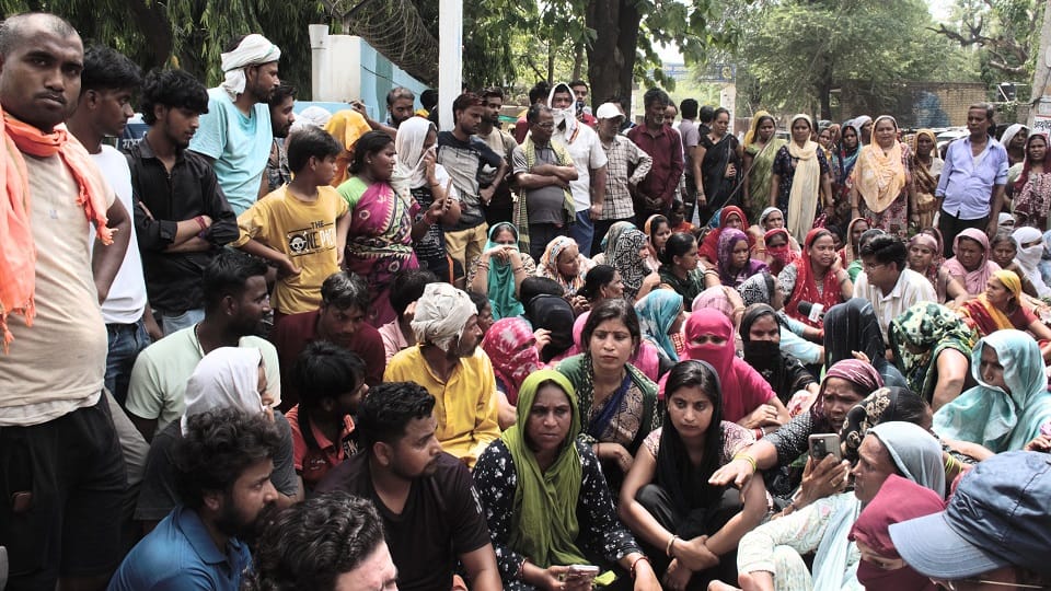 demolition drive in Nehru Colony claims of childbirth on the street