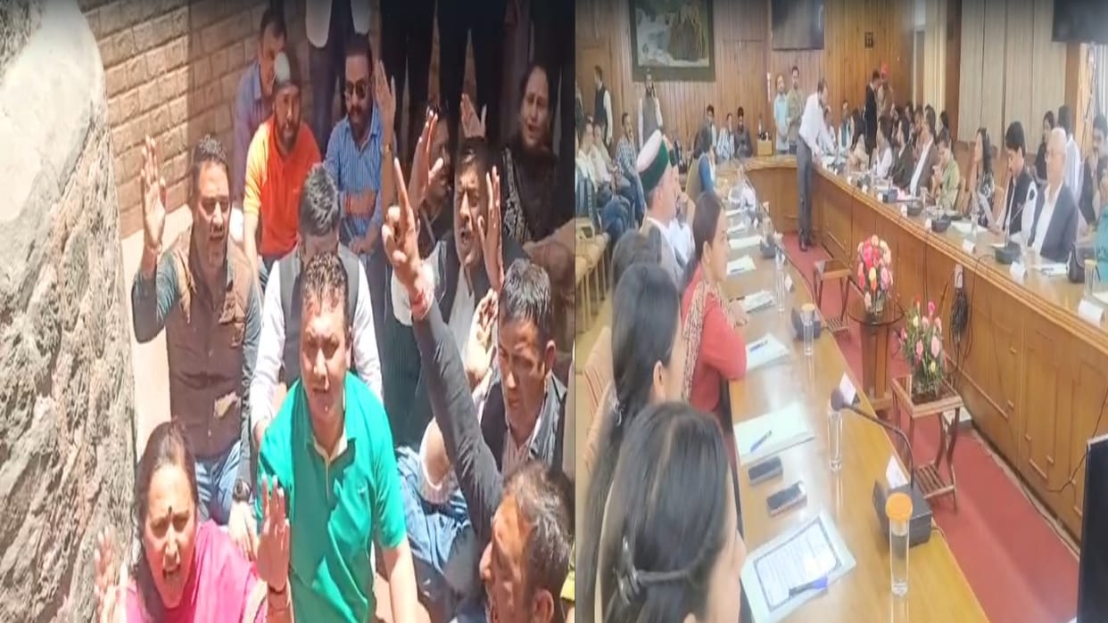 Uproar at Zila Parishad members' oath taking ceremony; BJP gheraos the DC