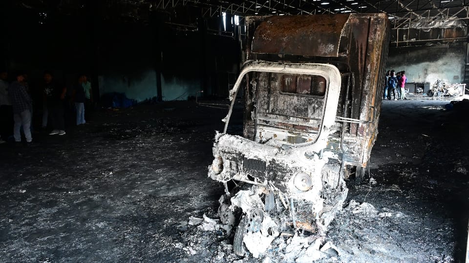 Haldwani Fire Incident A single spark from short circuit near shutter reduced entire warehouse to ashes