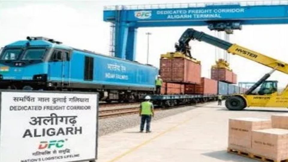 Daud Khan hub of loading and unloading