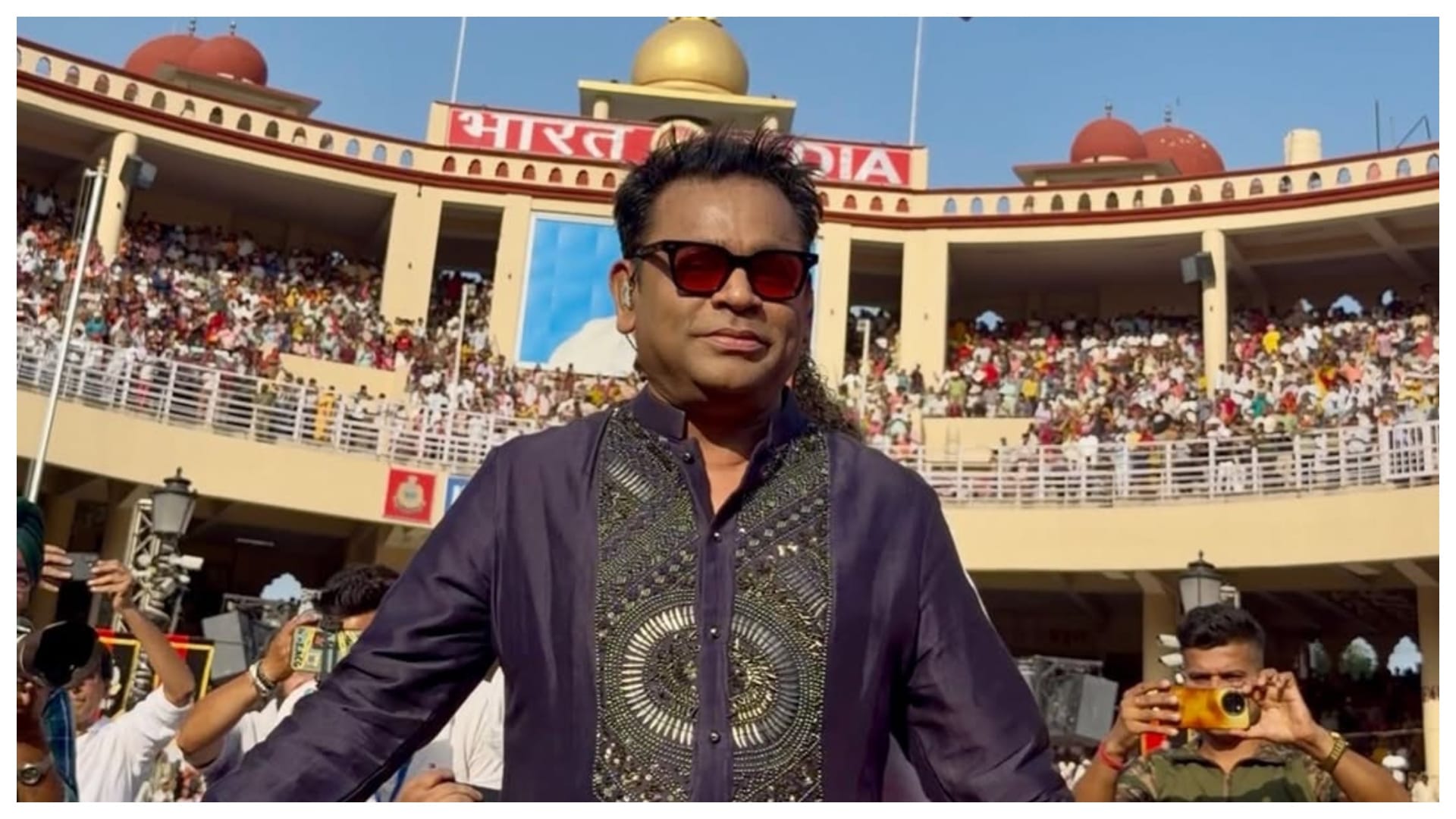 Main Vaapas Aaunga Creates History at the Attari Border AR Rahman Imtiaz Ali lead an Emotional Tribute