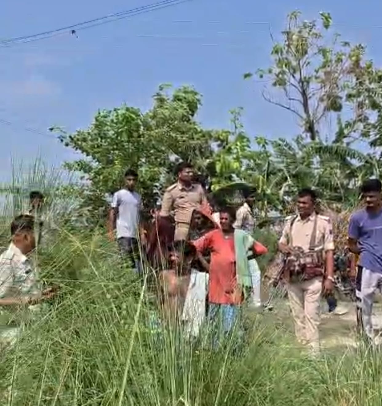 bettiah-two-youths-drown-in-gandak-canal-while-making-reels-near-amwa-mazhar