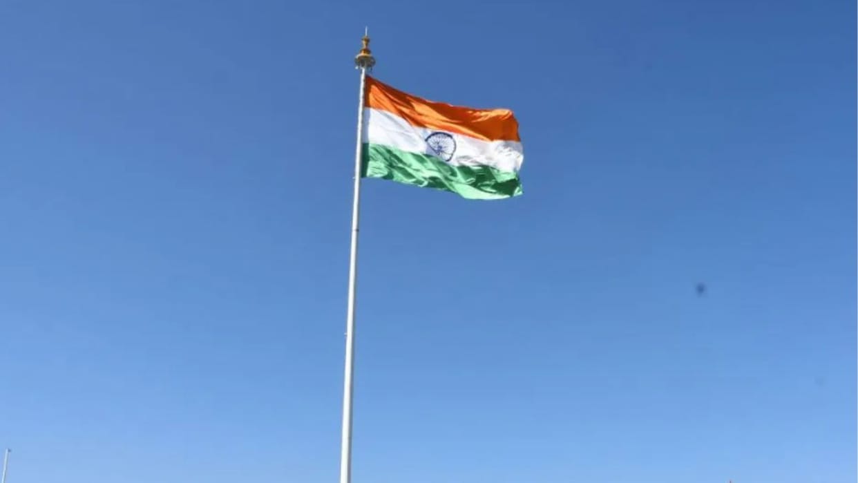 Decision to temporarily take down about 500 big tricolor flags due to storm in Delhi
