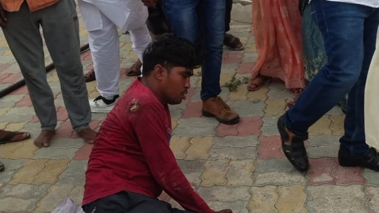 Three laborers suffered electric shock at Karni Sena event in Shahjahanpur