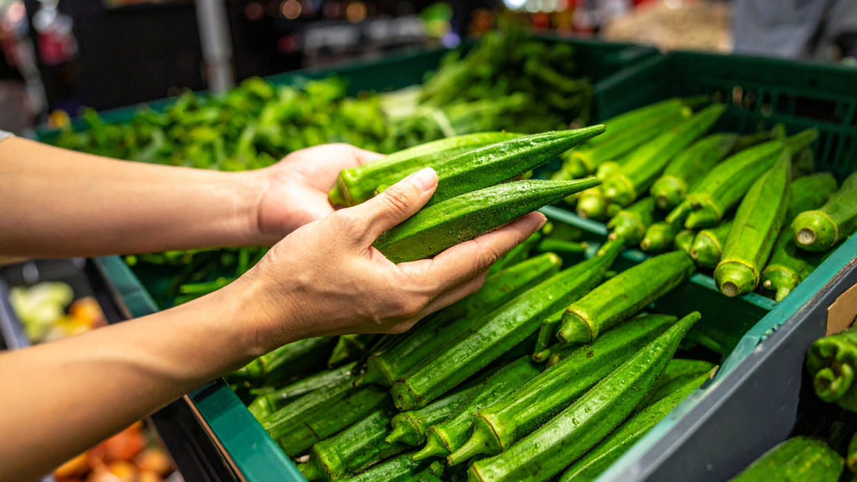 Indian man stunned by american packaged bhindi price video goes viral on social media