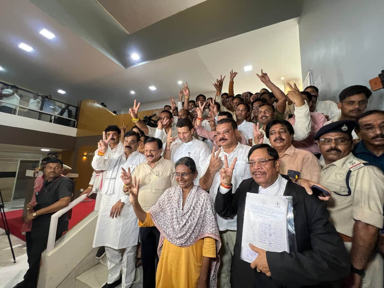 Congress on alert ahead of Rajya Sabha elections: Plans afoot to move MLAs to another state; Gyanchandani subm