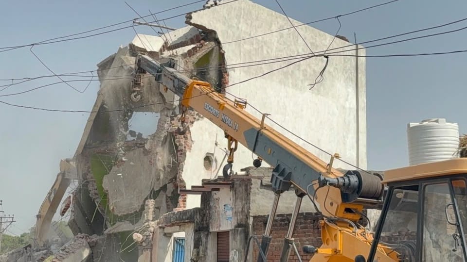 Eight booked after I love Muhammad posters and Green flag found during mosque demolition in UP Sambhal