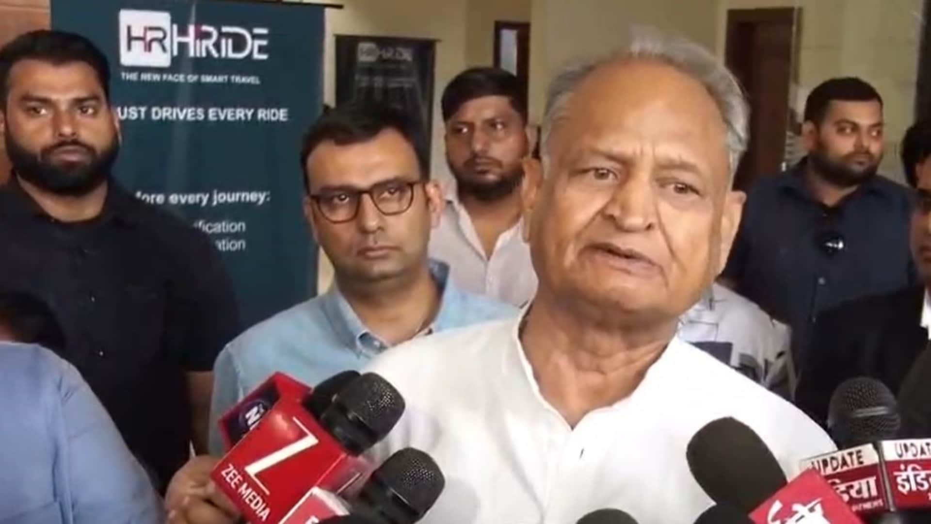 पूर्व मुख्यमंत्री अशोक गहलोत
