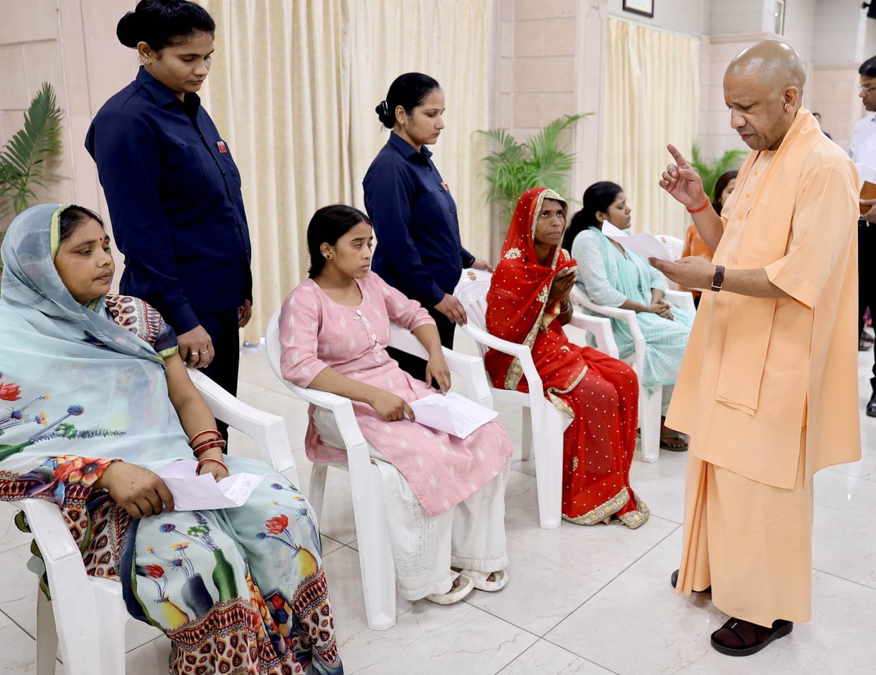 CM's public meeting: Daughter arrives with mother, says she has good marks in 12th and wants to pursue B.Tech