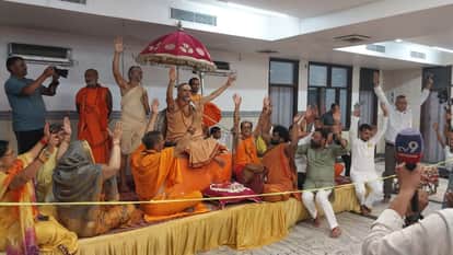 Shankaracharya Saraswati Says BJP merely engaged in politics in name of Gomata