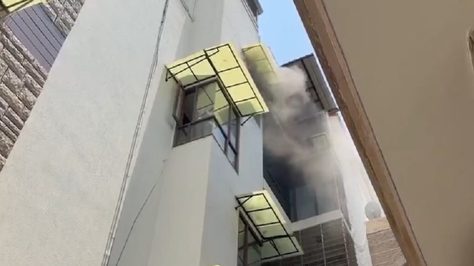 Fire breaks out on the fourth floor in Delhi greater kailash 1