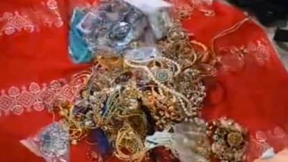 Rampur: Three people caught with seven kilograms of gold jewelry; theft committed in Telangana.