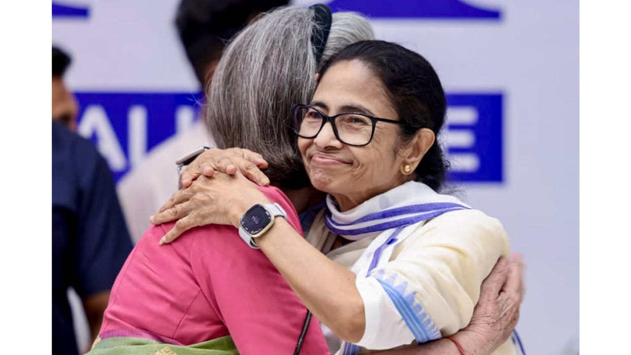 Will Mamata Banerjee Merge TMC with Congress? Political Speculation Grows in West Bengal
