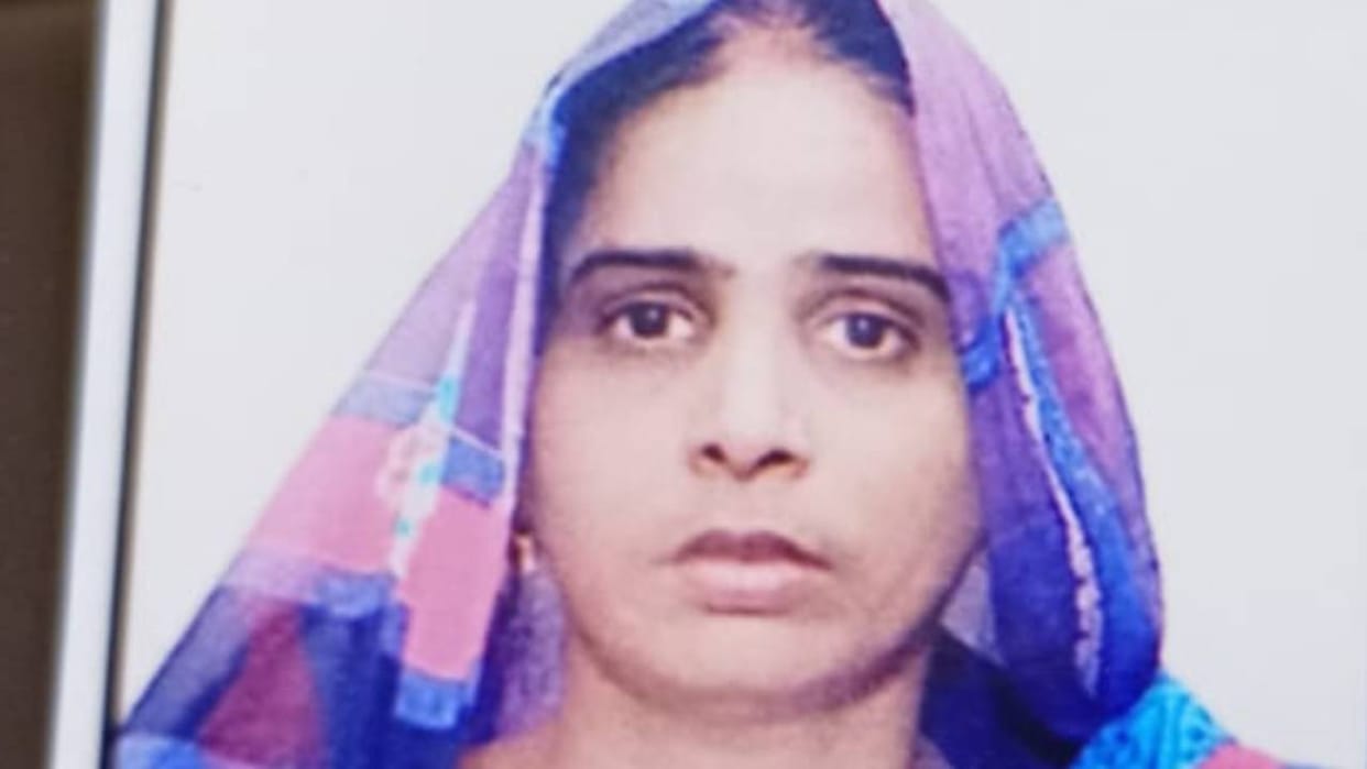 Lucknow: Missed 21 days, now got birth certificate at the age of 13