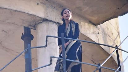 woman climbs overhead tank upset over failure to register a complaint in Bareilly