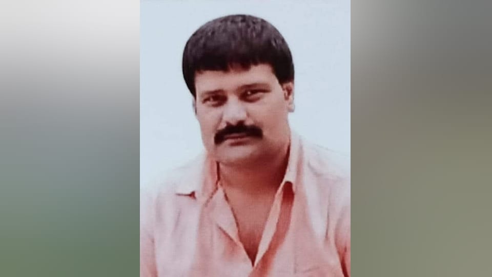 Double murder in UP Vikas had clashed with miscreants to save his father life he had got married in February