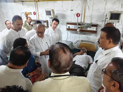 Bhopal News: Auto-rickshaw carrying Congress MLA Vipin Jain to a protest overturns; he suffers a head injury;