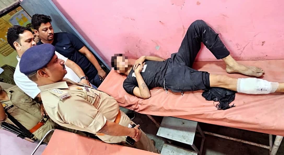 अस्पताल में भर्ती घायल