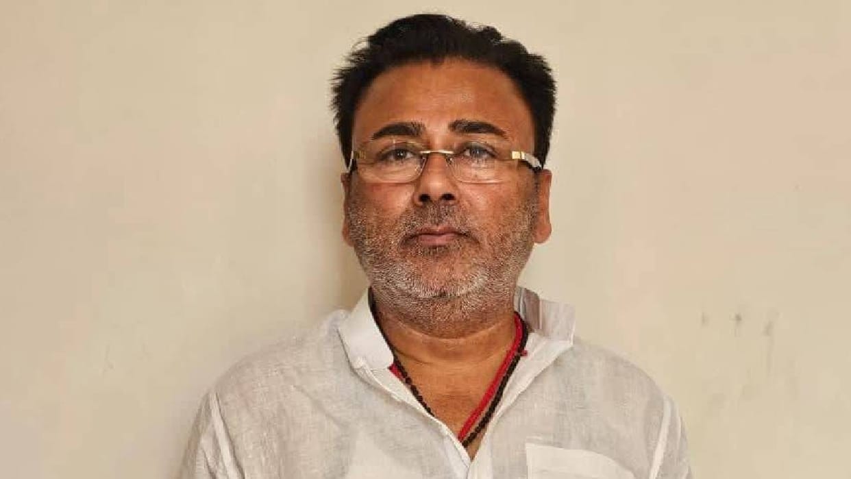 UP: Former MLA Mukesh Srivastava, accused in the NRHM scam, arrested in Lucknow; Vigilance takes action.