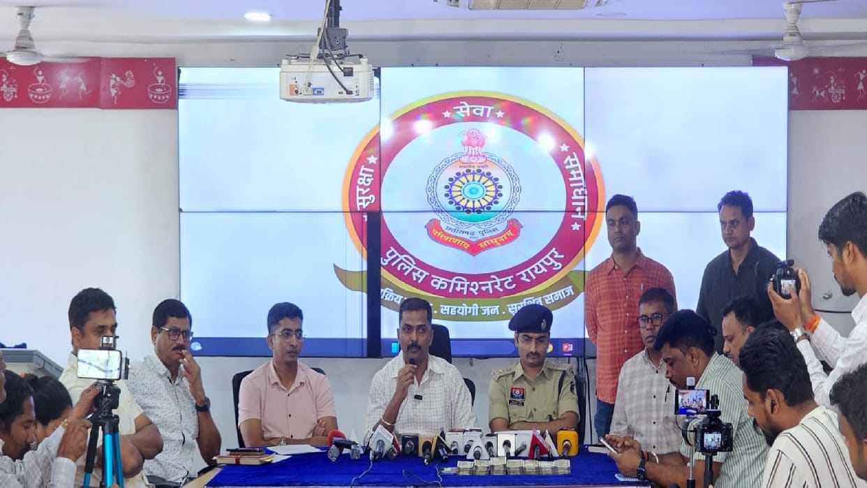 10 lakh robbery in Raipur revealed: The incident took place after one and a half months of recce, two includin