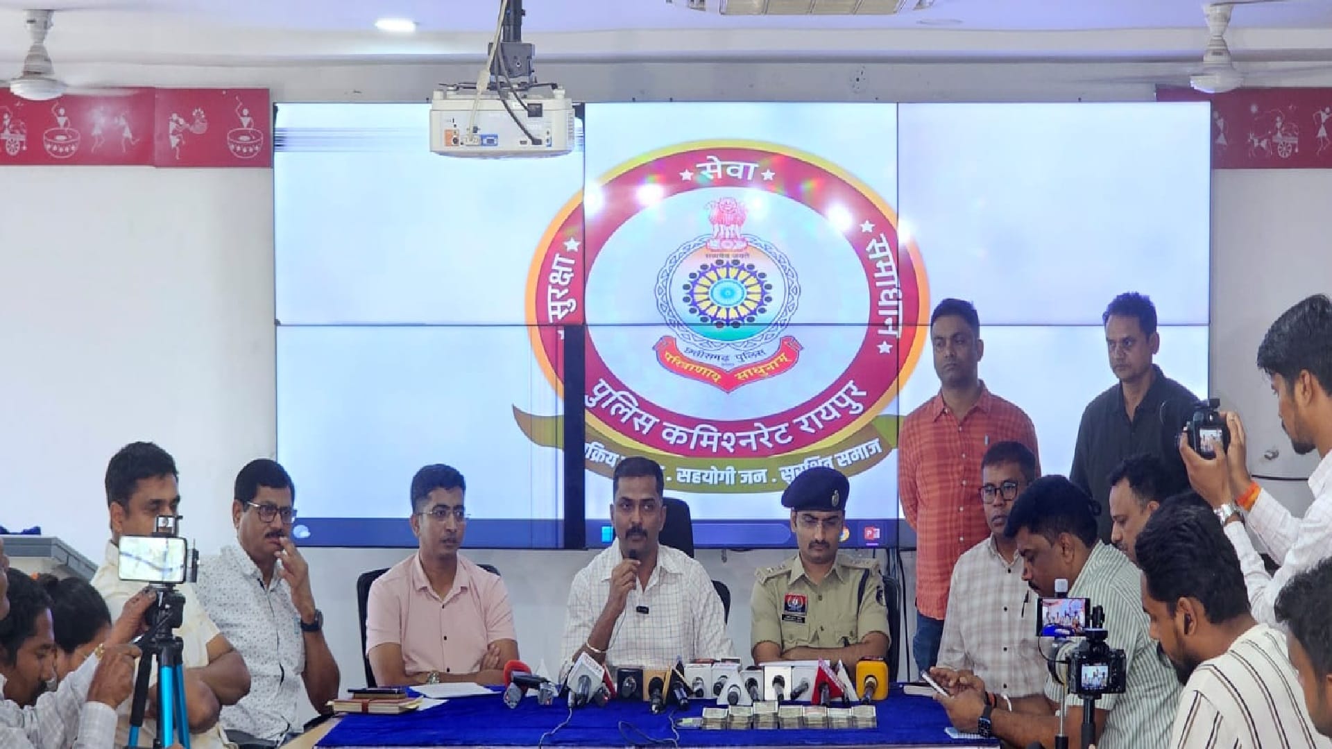 रायपुर में 10 लाख की लूट का खुलासा