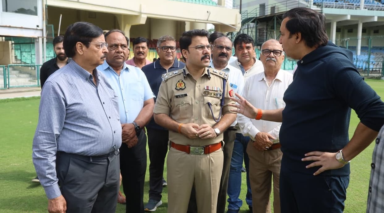 Kanpur Officials visit Green Park to review preparations for the UP T20 League