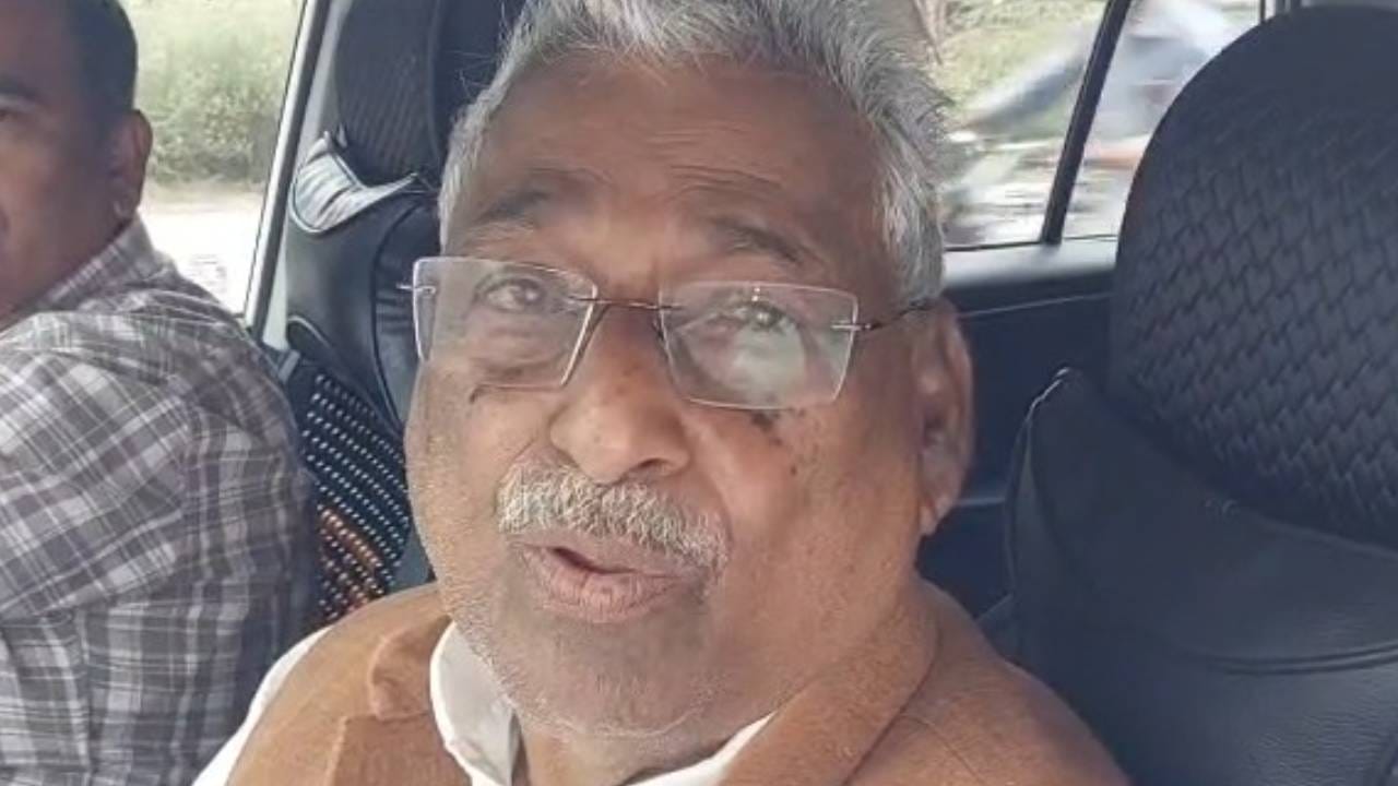 नेता प्रतिपक्ष माता प्रसाद पांडे
