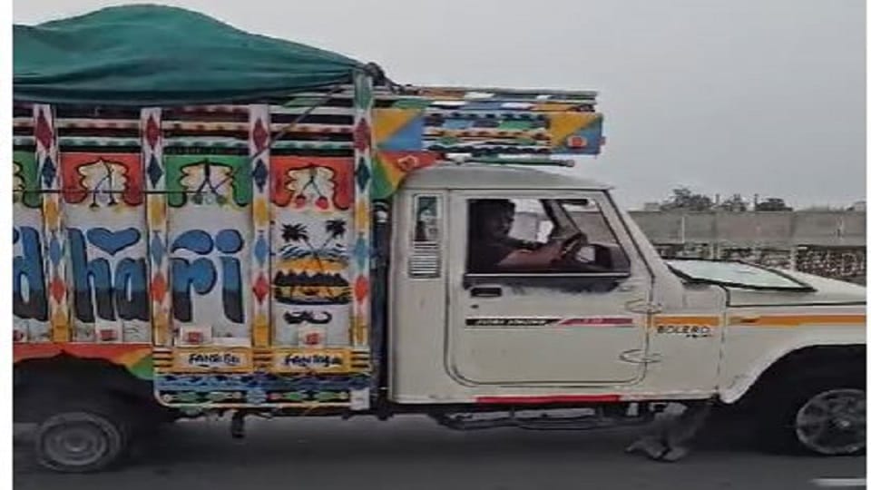 Three Cattle Smugglers Arrested After 30-Km Chase Six Cattle Rescued