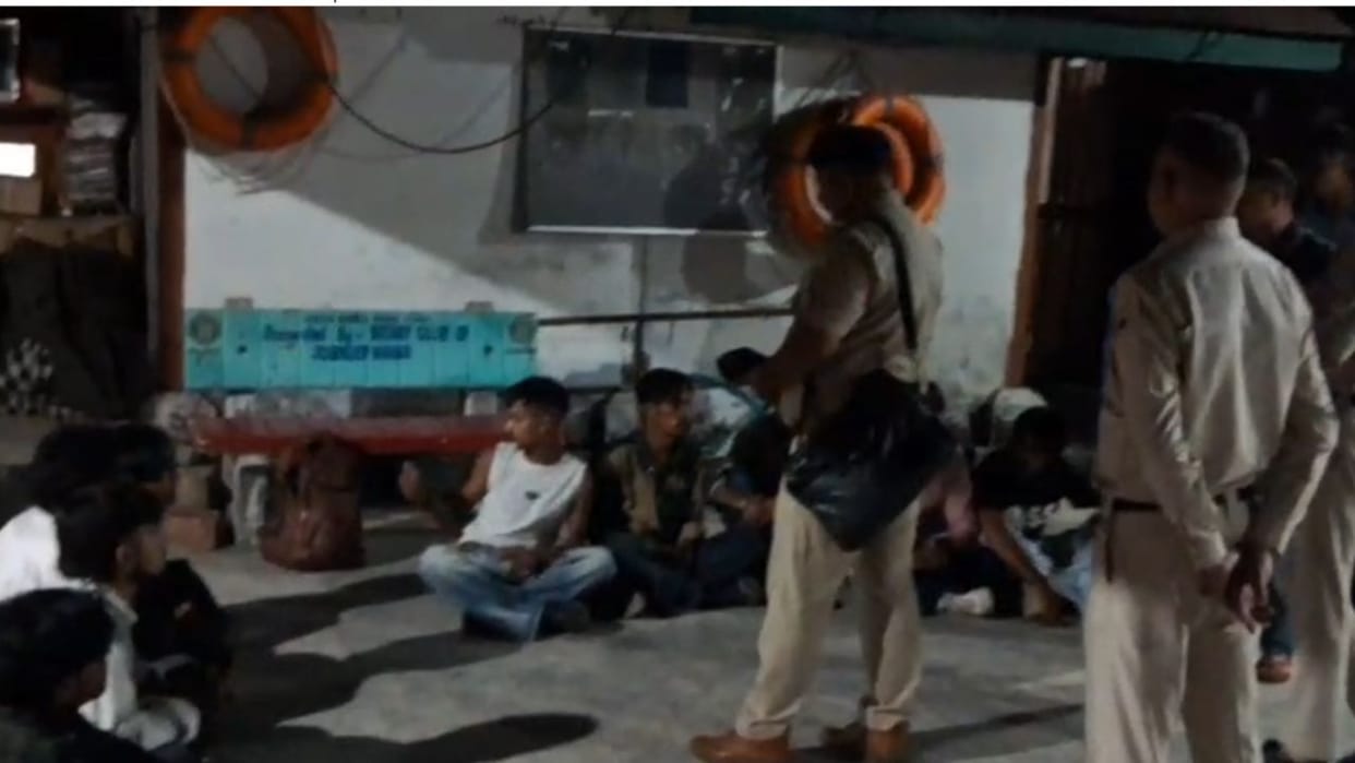 Chain Snatching Bid Foiled in Mandi Nine Punjab Youths Caught by Villagers