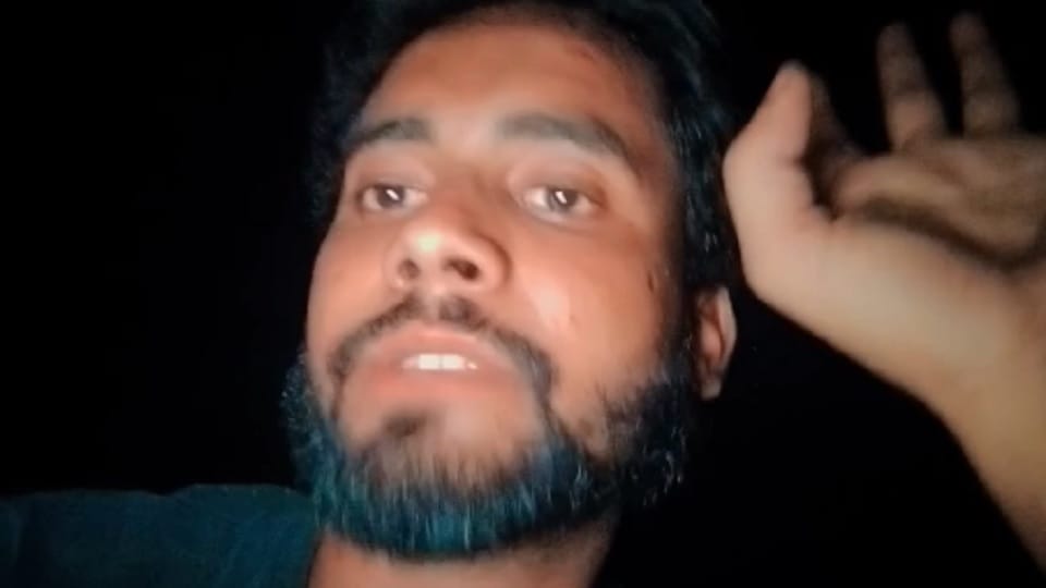 Meerut: 'No desire to live, no worries either' young man shoots himself in the temple after recording a video