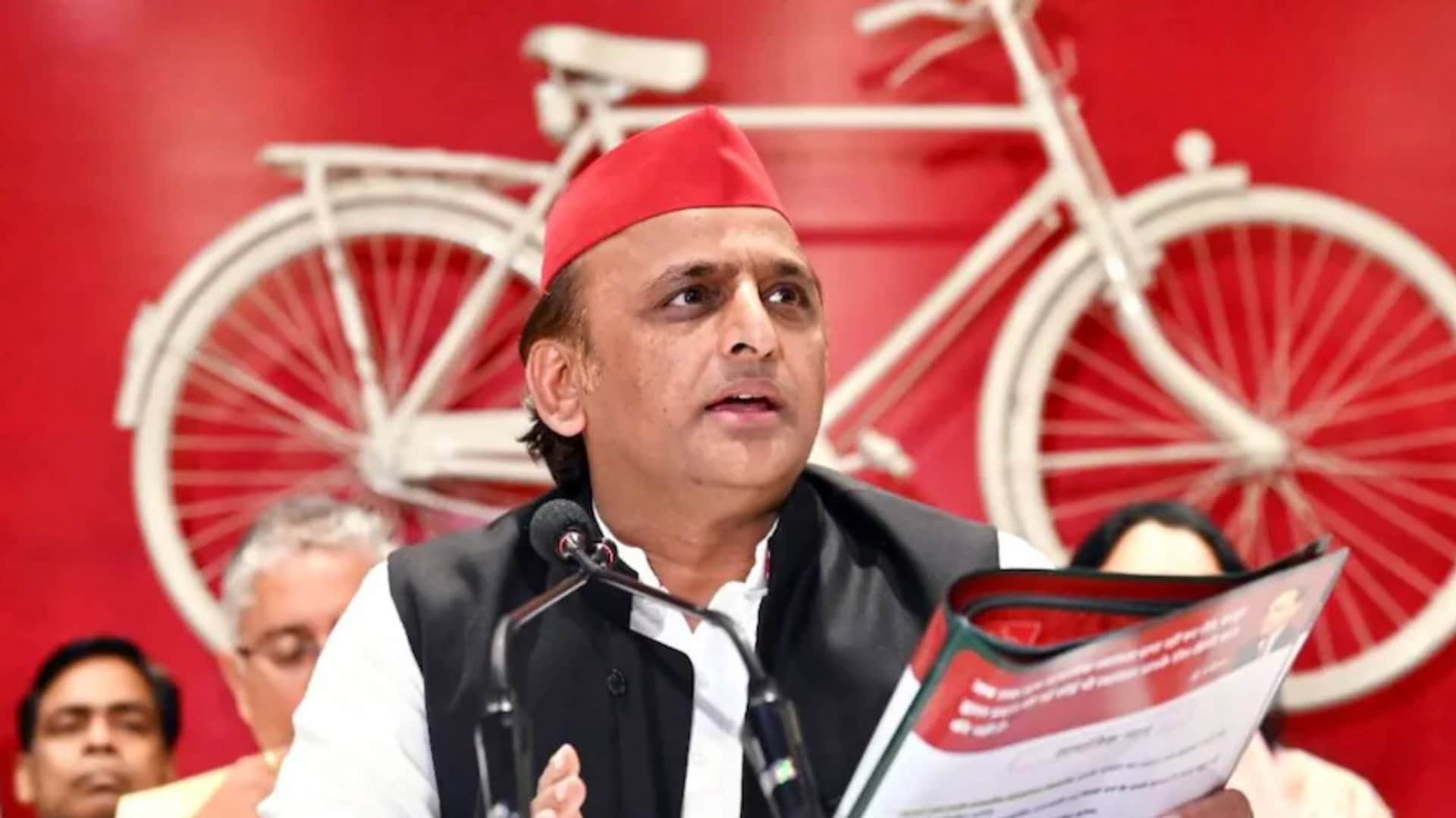 अखिलेश यादव, अध्यक्ष समाजवादी पार्टी।